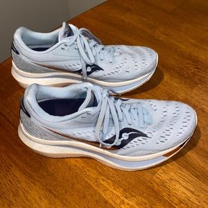 Saucony endorphin women size 7.5